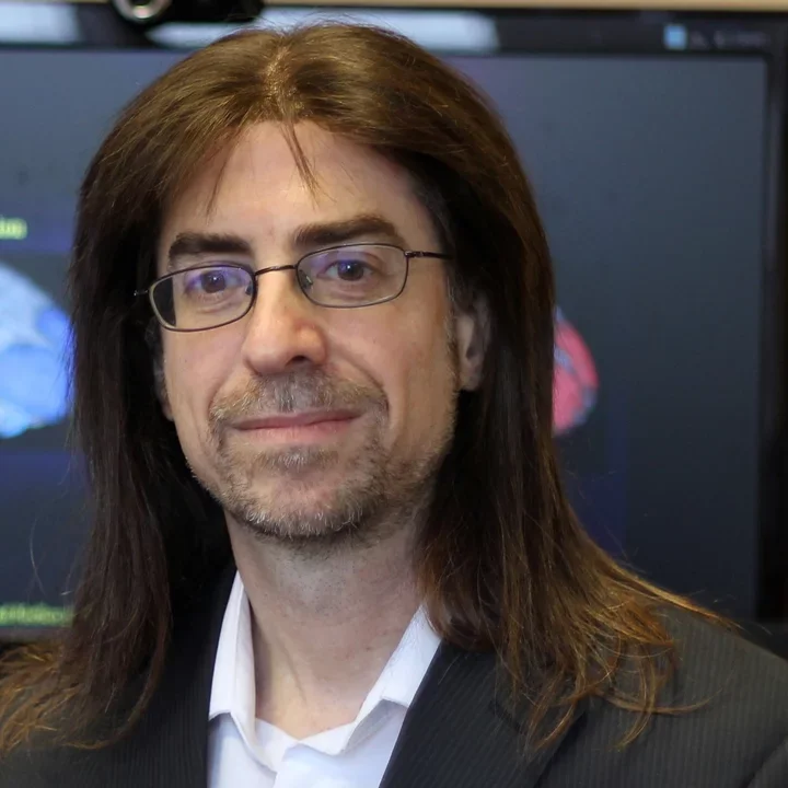 Professor Greg Siegle